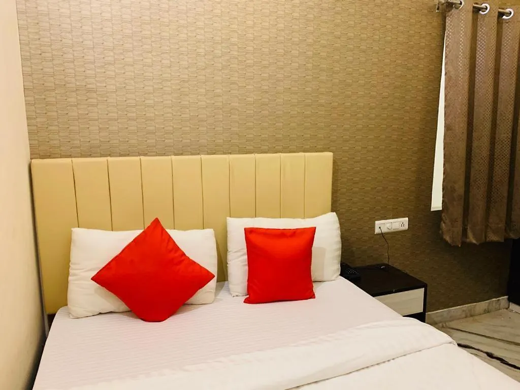 Hotel Kewal Palace Benares