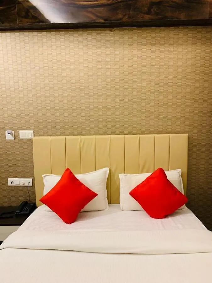 Hotel Kewal Palace Benares