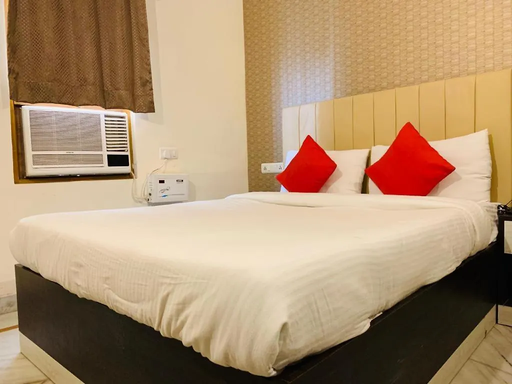 Hotel Kewal Palace Benares India